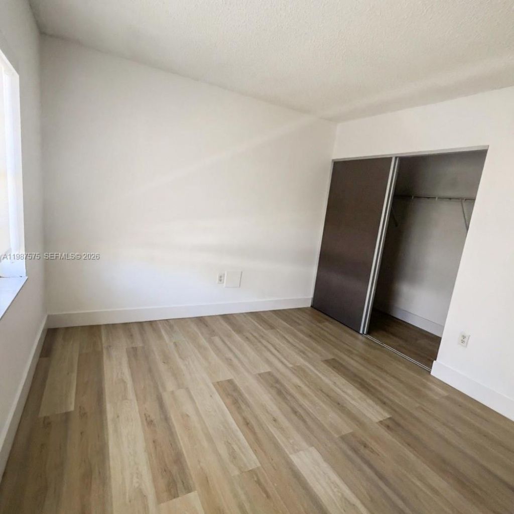 10550 NW 7th Ter , Unit B7, Miami, FL 33172 Photo