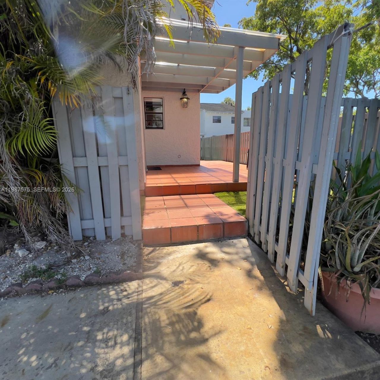 10550 NW 7th Ter , Unit B7, Miami, FL 33172 Photo