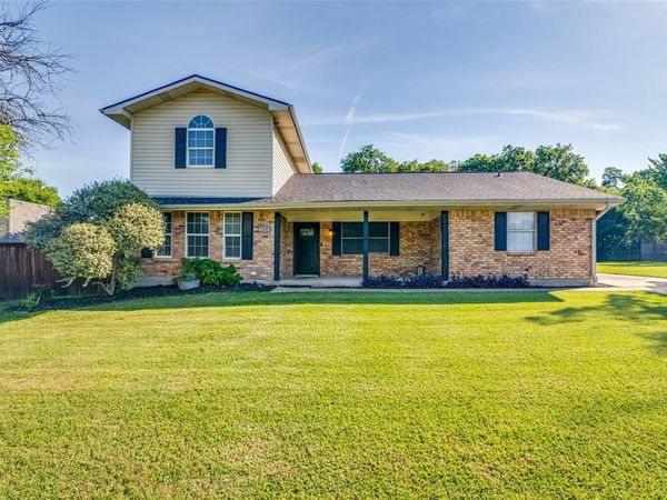110 Weaver Street, Forney, TX 75126