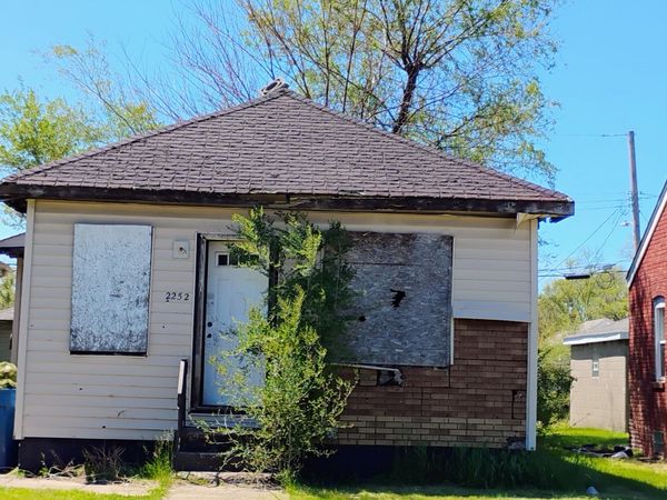 2252 Pennsylvania Street , Gary, IN 46407