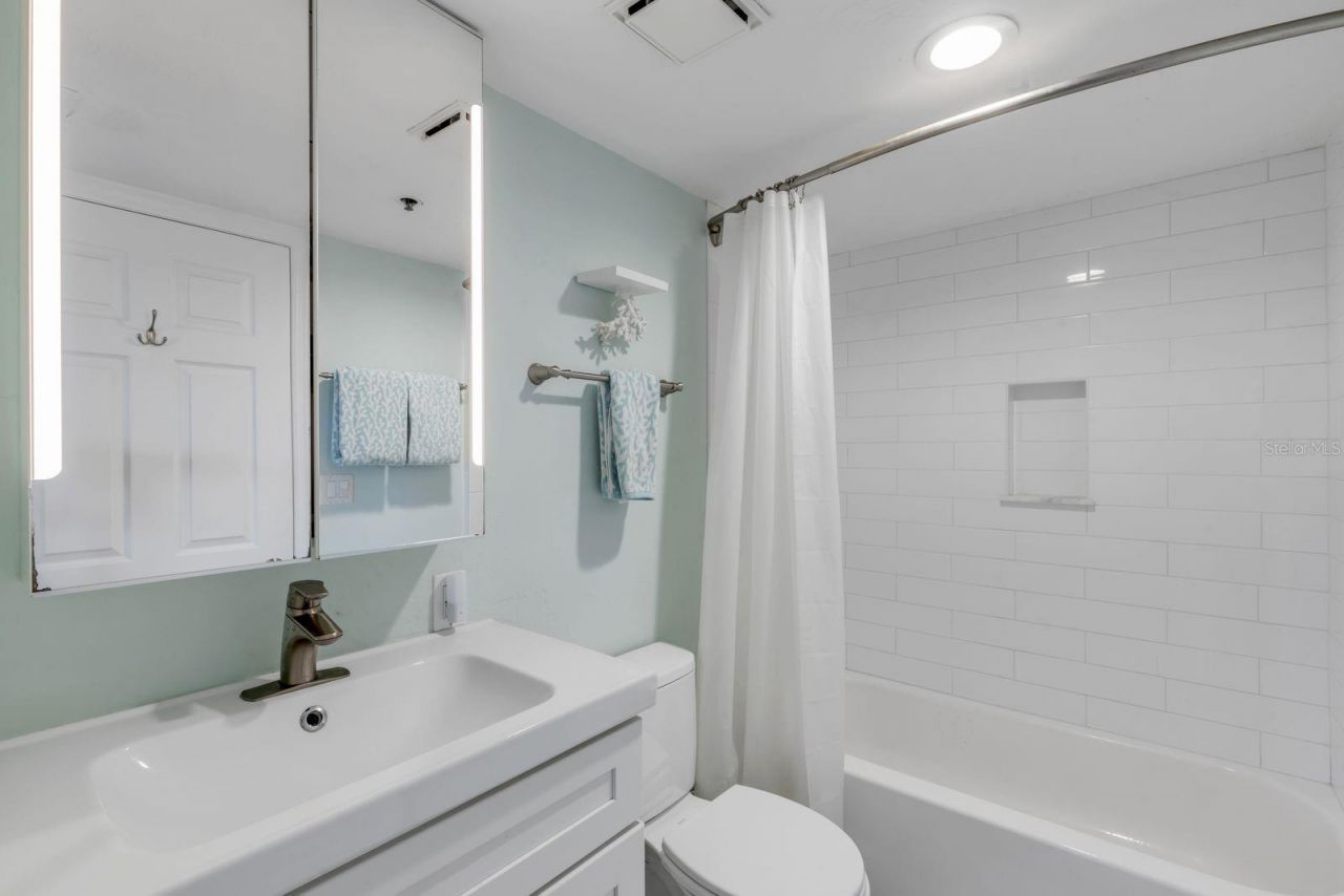 257 Minorca Beach Way, Unit 504, New Smyrna Beach, FL 32169 Photo