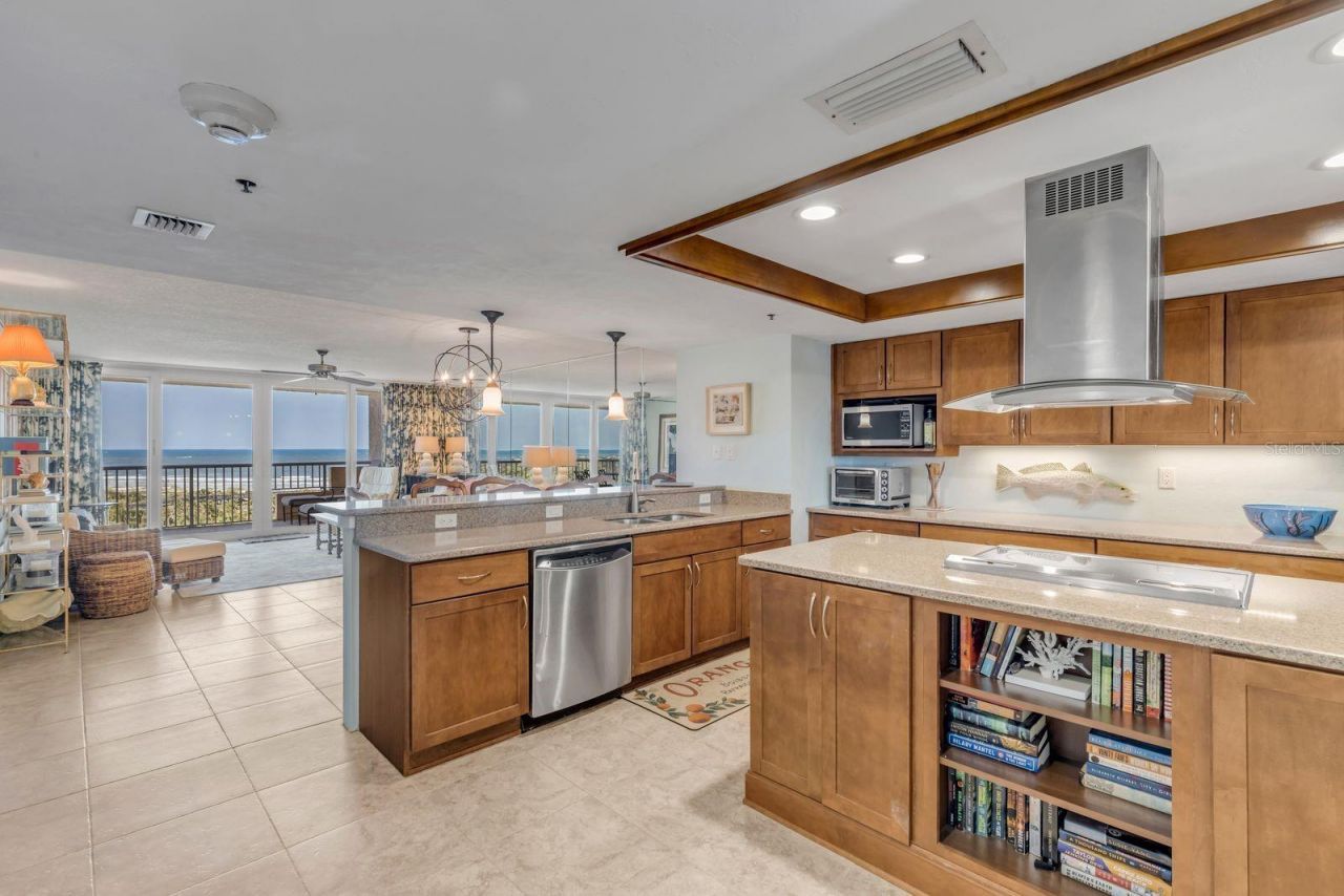 257 Minorca Beach Way, Unit 504, New Smyrna Beach, FL 32169 Photo