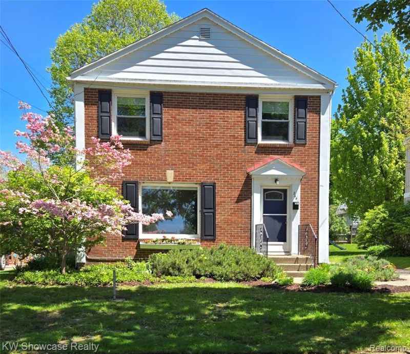 244 Wallinwood Avenue Ne, Grand Rapids, MI 49503 Main Photo