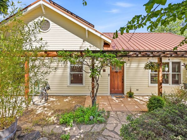 610 Beach Street, Ashland, OR 97520