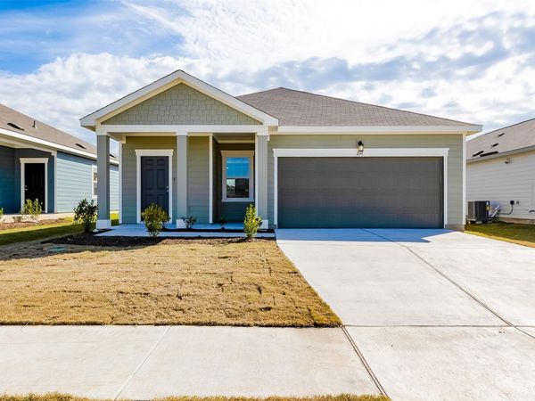 208 Wedemeyer ST, Taylor, TX 76574