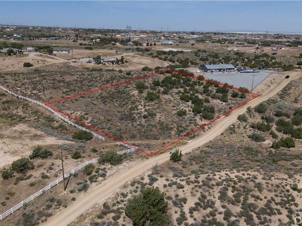 0 Mesa Linda Rd , Oak Hills, CA 92344