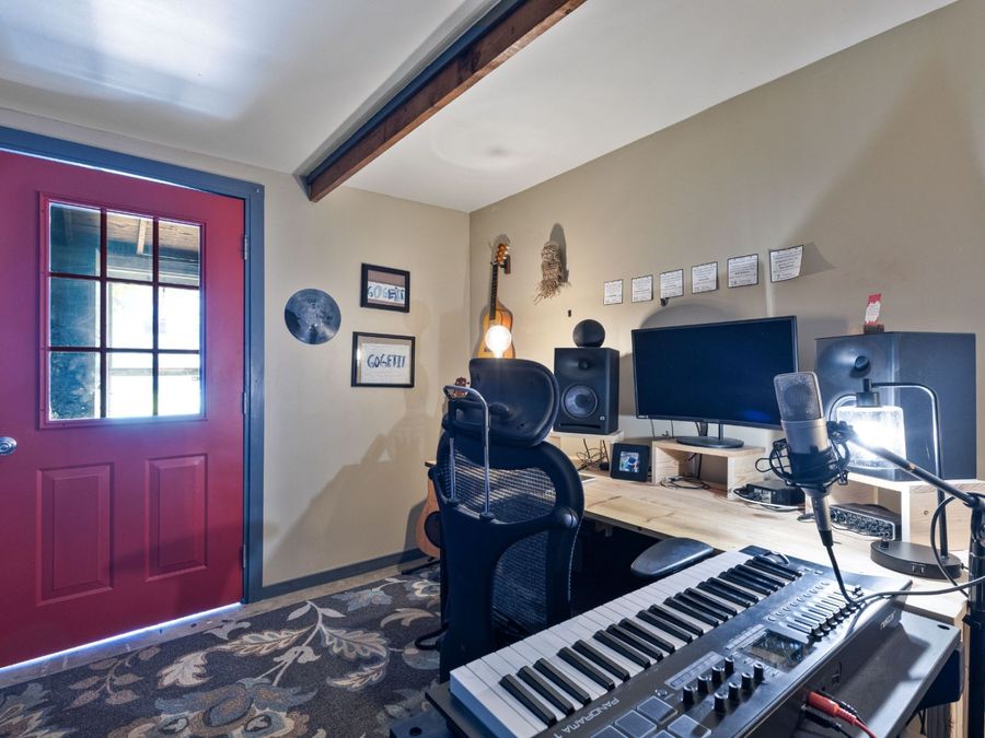 Property Image 33