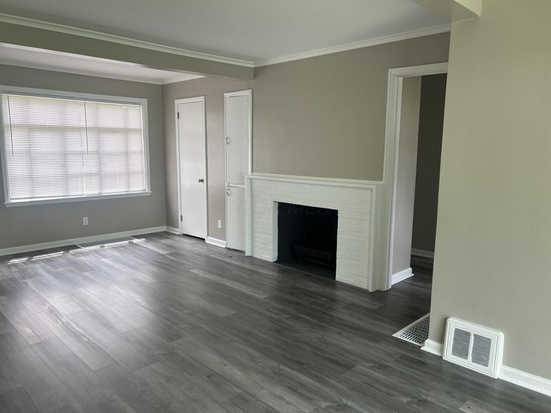 2416 E Livingston Avenue , Columbus, OH 43209 Photo 3