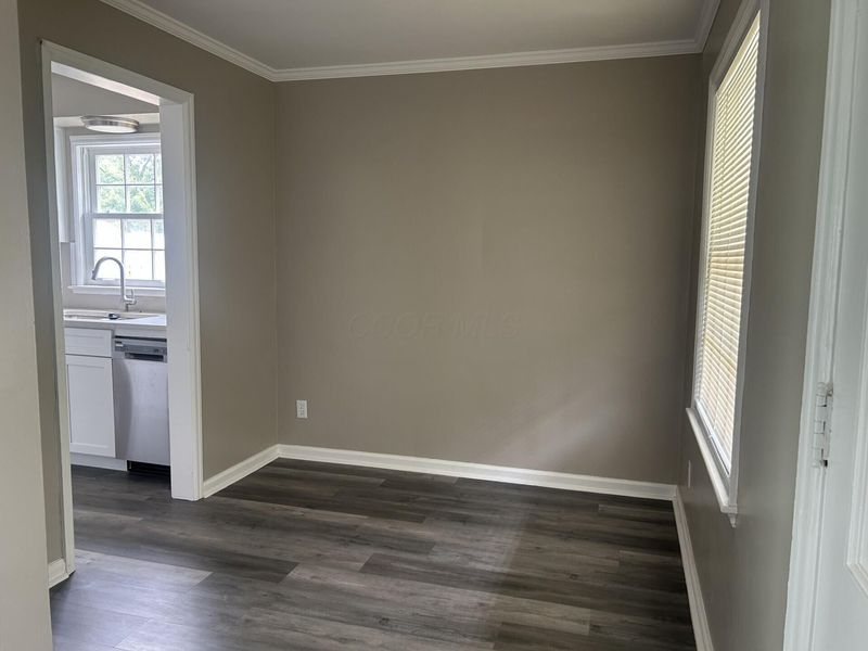 2416 E Livingston Avenue , Columbus, OH 43209 Photo 6