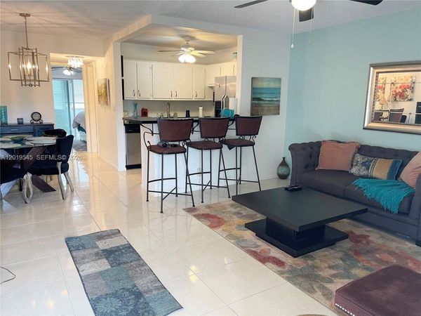 12 Dorchester A , Unit 12, West Palm Beach, FL 33417