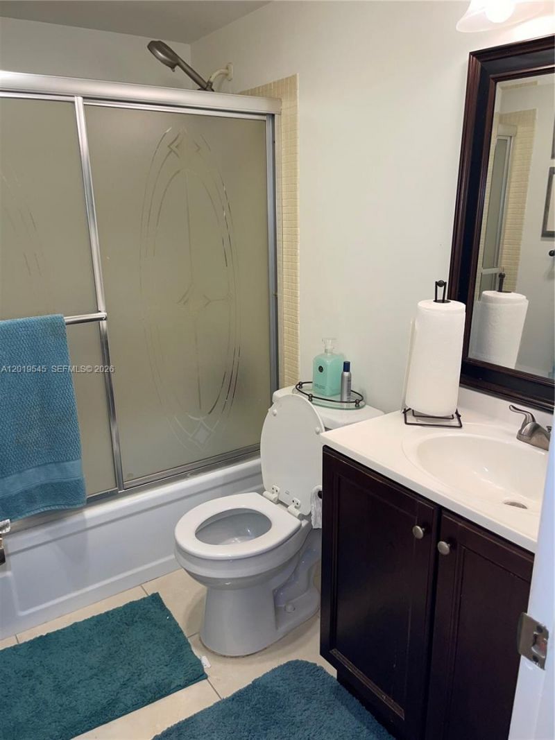 12 Dorchester A , Unit 12, West Palm Beach, FL 33417 Photo