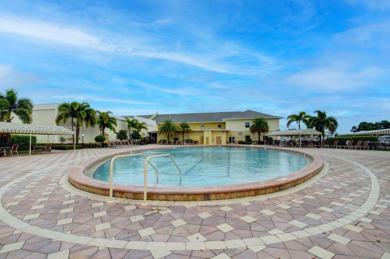 12 Dorchester A , Unit 12, West Palm Beach, FL 33417 Photo