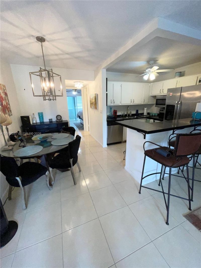 12 Dorchester A , Unit 12, West Palm Beach, FL 33417 Photo