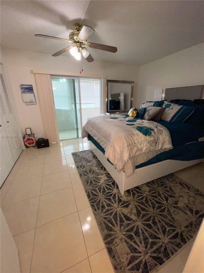 12 Dorchester A , Unit 12, West Palm Beach, FL 33417 Photo