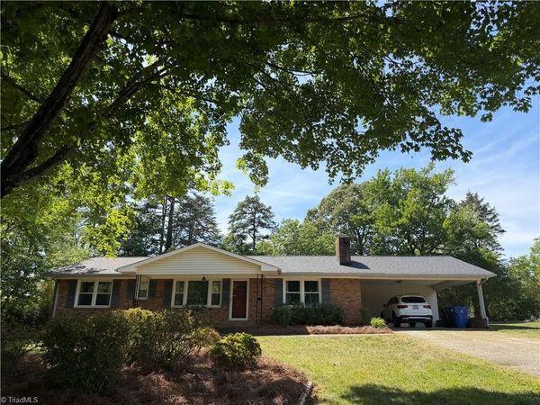 320 Broken Saddle Lane, Kernersville, NC 27284