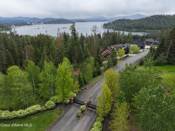 1054 S Conservation CT , Coeur d'Alene, ID 83814