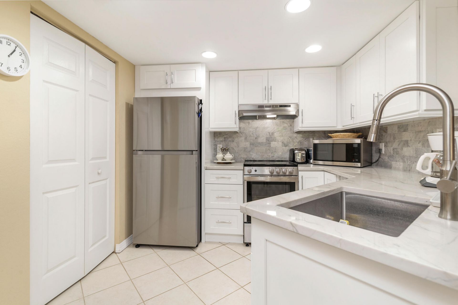 1801 N Flagler Drive, Unit 431, West Palm Beach, FL 33407 Photo