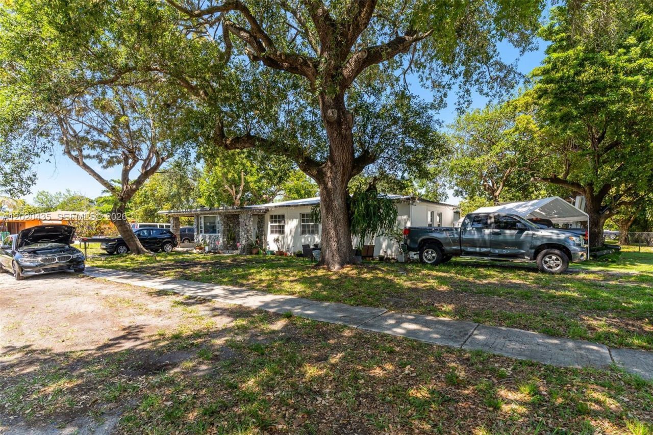 13075 NW 16th Ave , North Miami, FL 33167 Photo