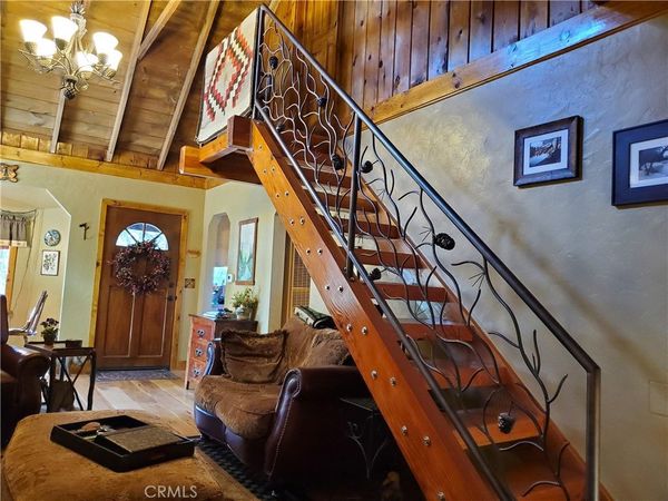 33429 Robin Drive , Green Valley Lake, CA 92341