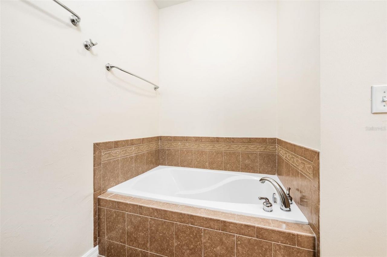 12837 NW 12th Road , Newberry, FL 32669 Photo