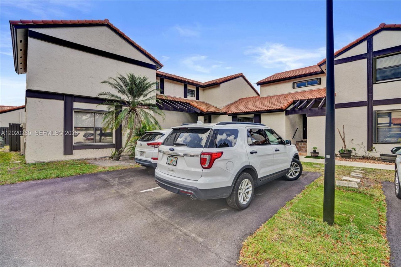 15292 SW 46th Ln Br , Unit 64, Miami, FL 33185 Photo