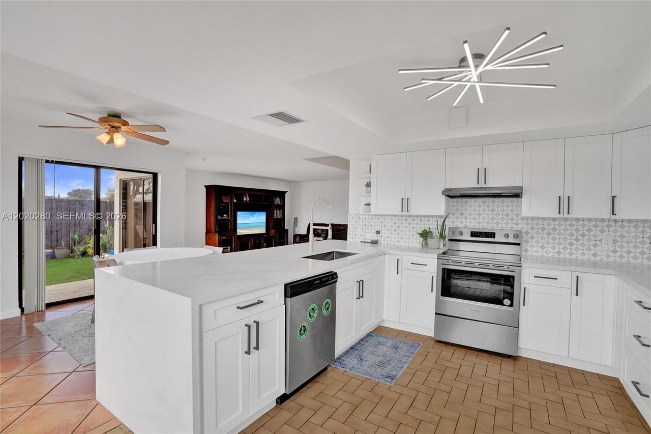 15292 SW 46th Ln Br , Unit 64, Miami, FL 33185 Photo