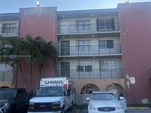 6620 W 2nd Ct, Unit 403, Hialeah, FL 33012