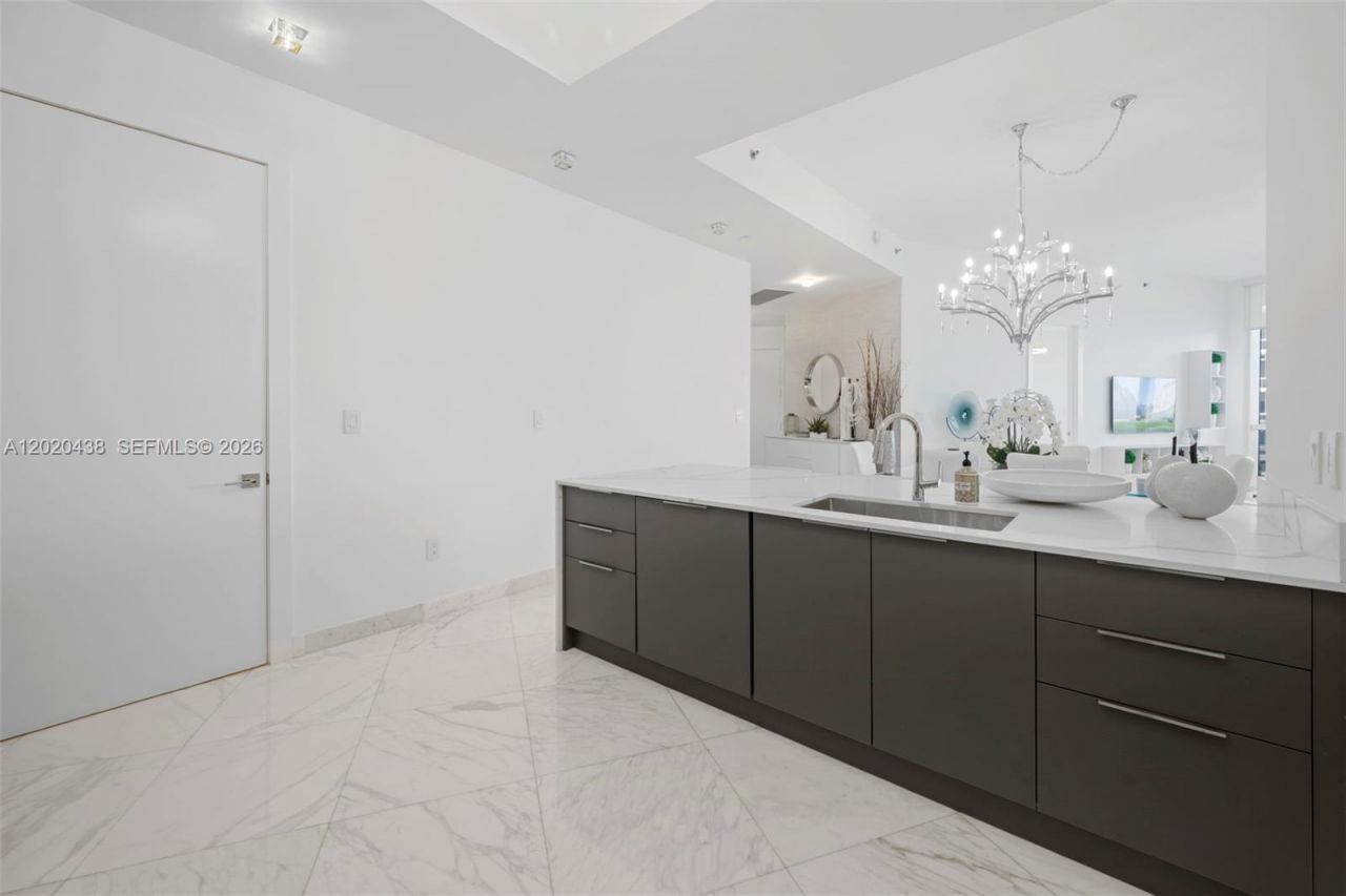 15901 Collins Ave , Unit 4103, Sunny Isles Beach, FL 33160 Photo