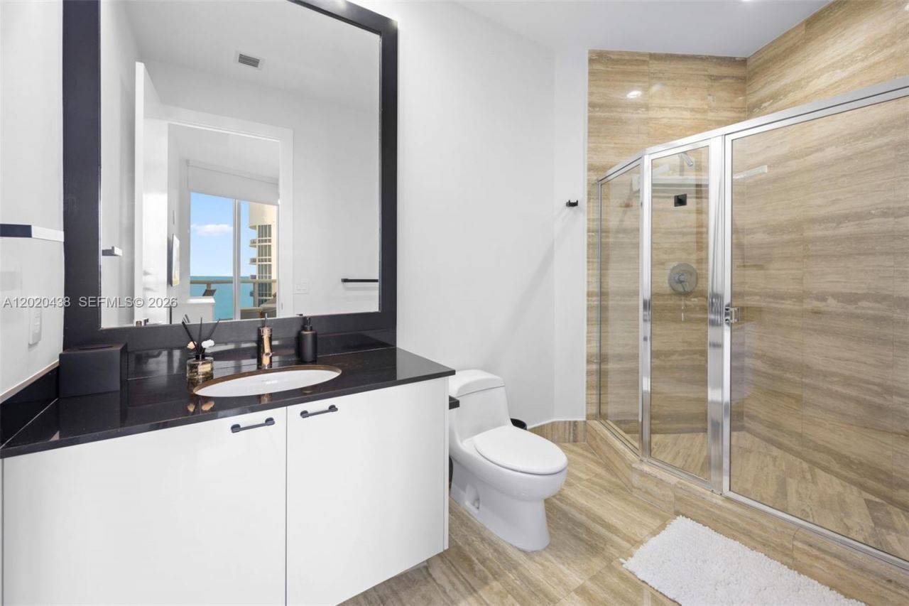 15901 Collins Ave , Unit 4103, Sunny Isles Beach, FL 33160 Photo