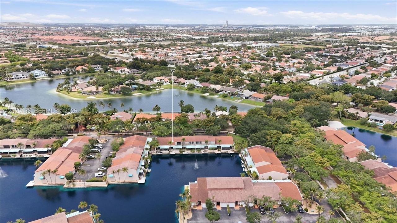 8555 Ardoch Rd , Miami Lakes, FL 33016 Photo