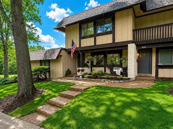 1343 Hampton Road, Unit B, St Charles, MO 63303