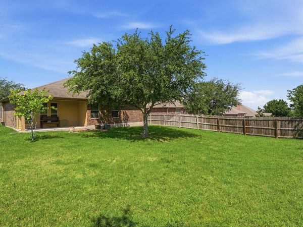 6069 Covers Cv, Schertz, TX 78108