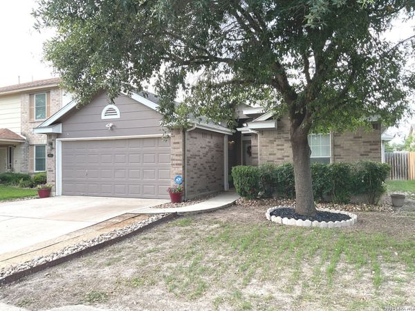 8511 SNAKEWEED DR, Converse, TX 78109