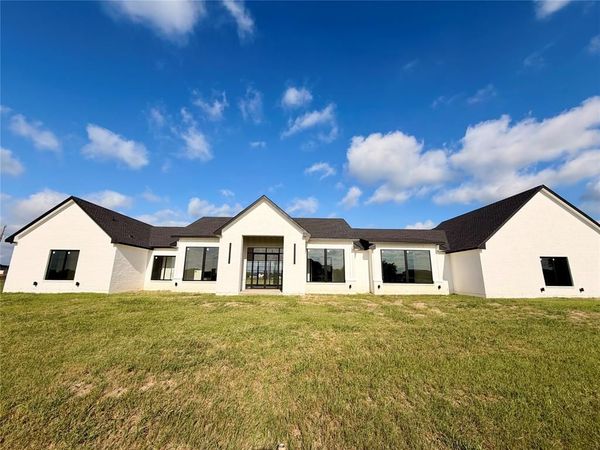 3871 Austin Circle, Sanger, TX 76266