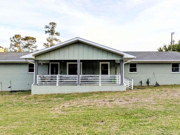 5239 Old Berryhill Rd, Milton, FL 32570