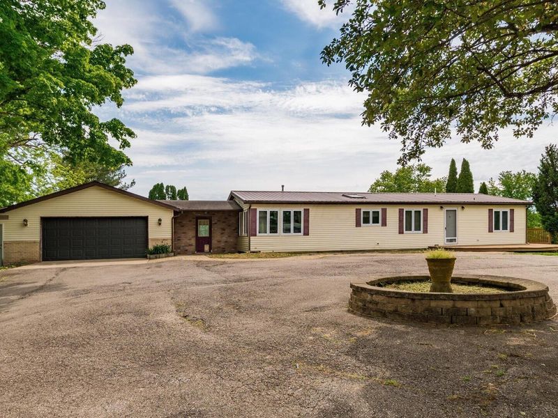 9393 Gaysport Hill Road , Blue Rock, OH 43720 Photo 4