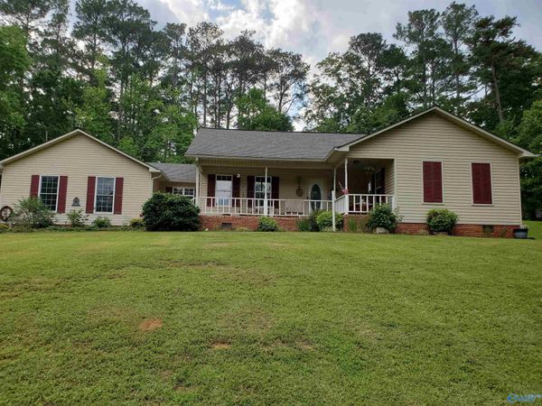 1151 Campground Circle, Scottsboro, AL 35769