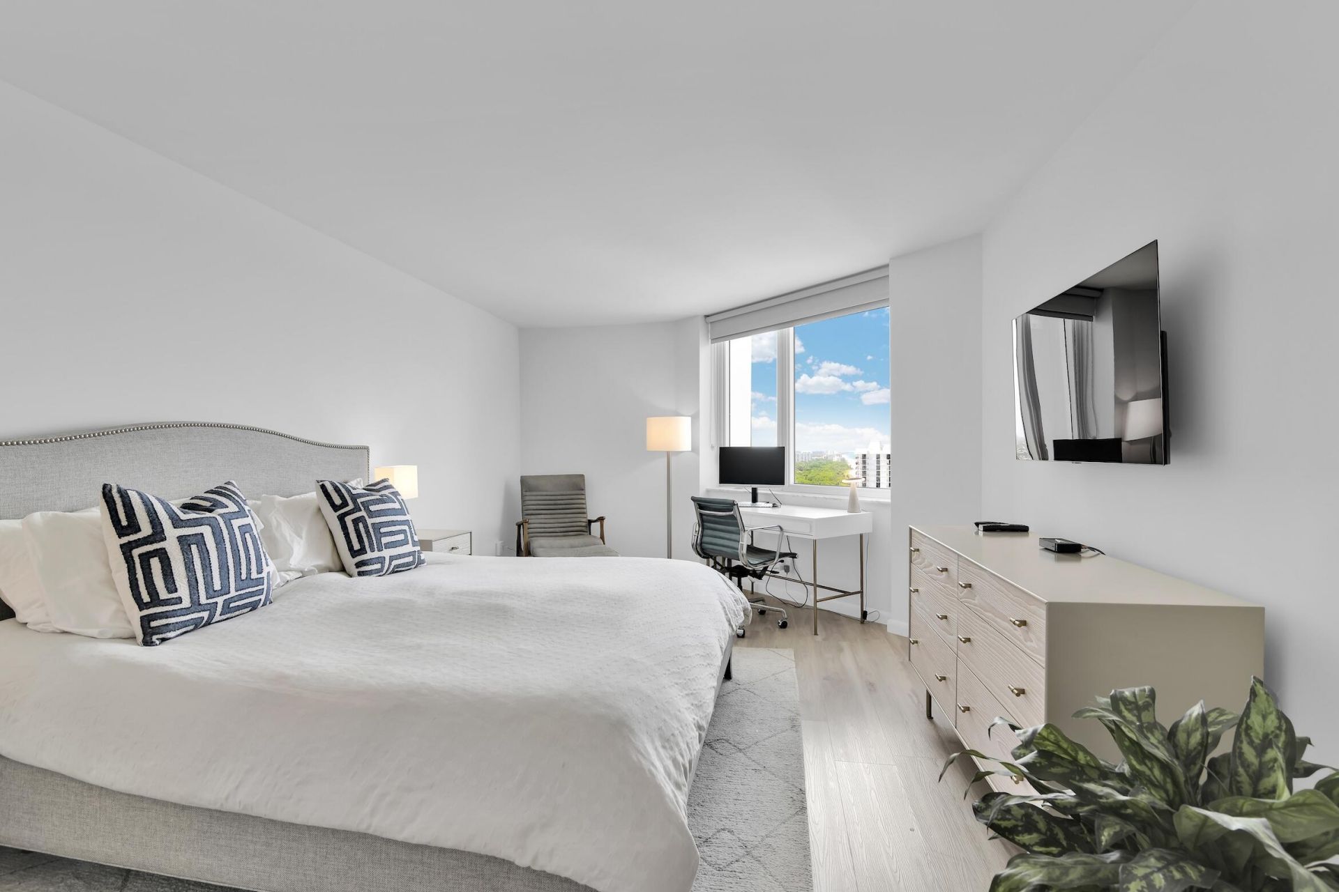 500 S Ocean Boulevard, Unit 2203, Boca Raton, FL 33432 Photo