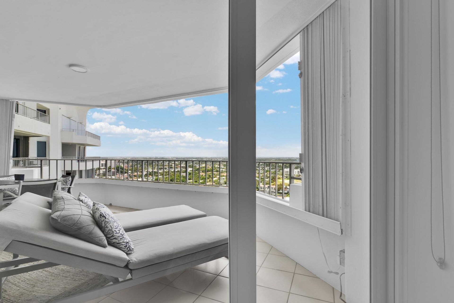 500 S Ocean Boulevard, Unit 2203, Boca Raton, FL 33432 Photo