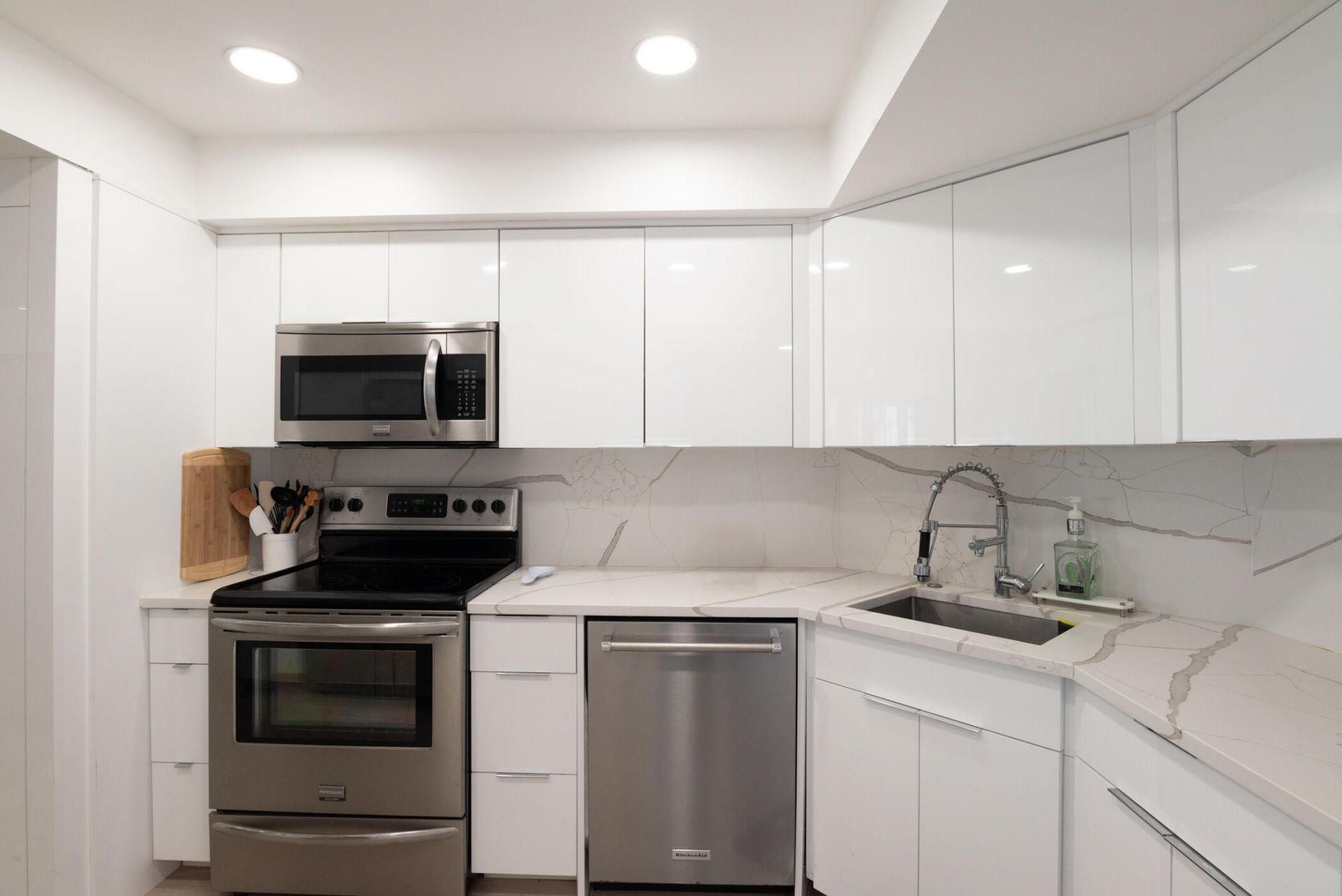 2000 Presidential Way, Unit 1401, West Palm Beach, FL 33401 Photo