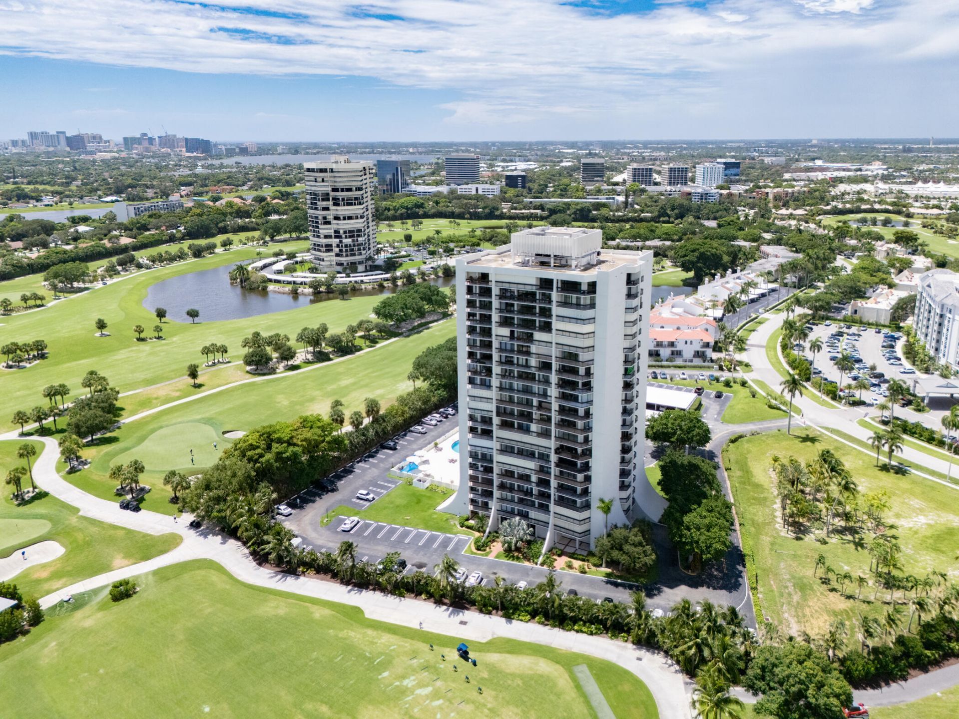 2000 Presidential Way, Unit 1401, West Palm Beach, FL 33401 Photo