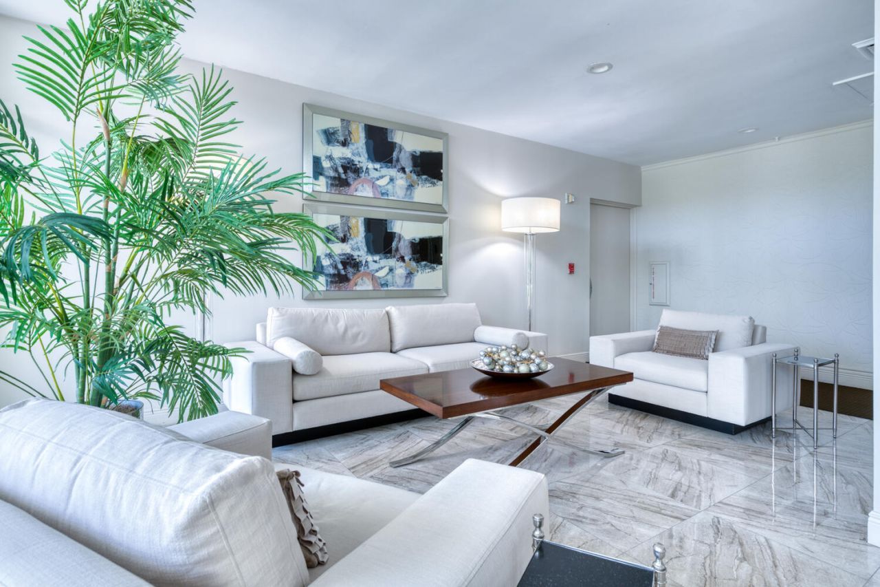 2000 Presidential Way, Unit 1401, West Palm Beach, FL 33401 Photo