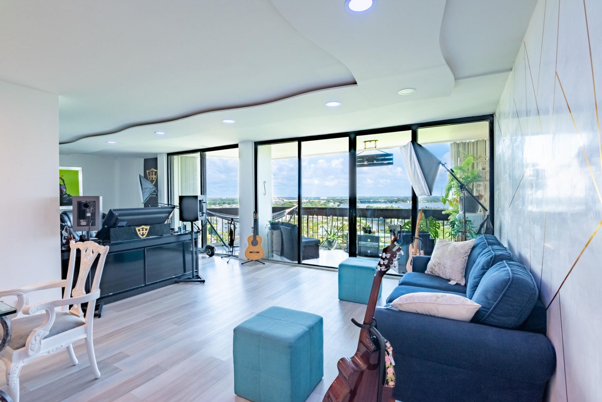 2000 Presidential Way, Unit 1401, West Palm Beach, FL 33401 Photo