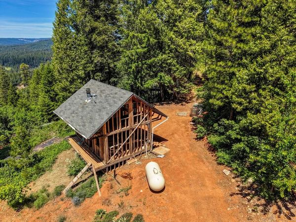 1050 Moody Ridge Rd, Alta, CA 95701