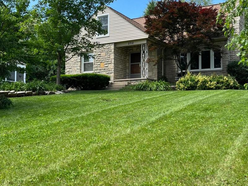2712 Valleyview Drive, Columbus, OH 43204 Photo 5
