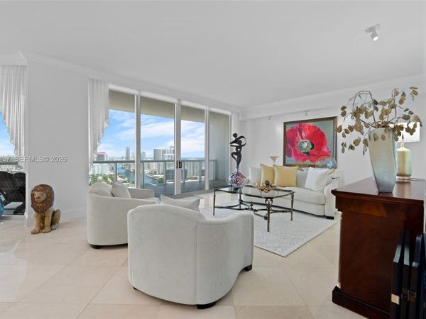 21200 Point Pl , Unit 2802, Aventura, FL 33180