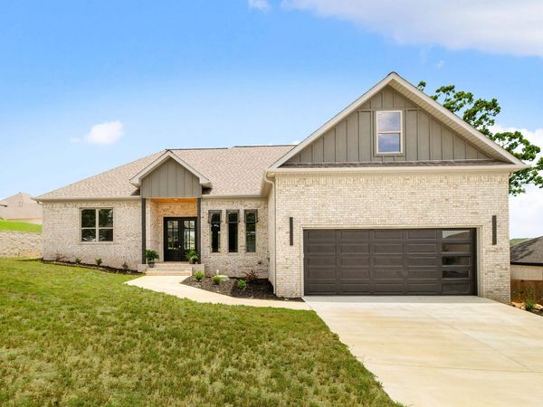 1570 Marquee Circle, Cabool, AR 72023