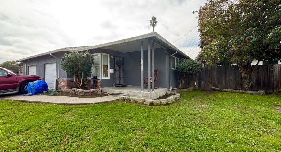 7084 Remo Way, Sacramento, CA 95822 Photo