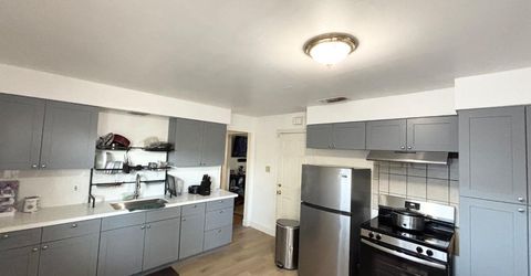7084 Remo Way, Sacramento, CA 95822 Photo
