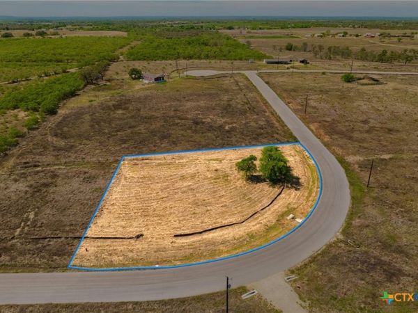 415 Beckham Drive , Dale, TX 78616